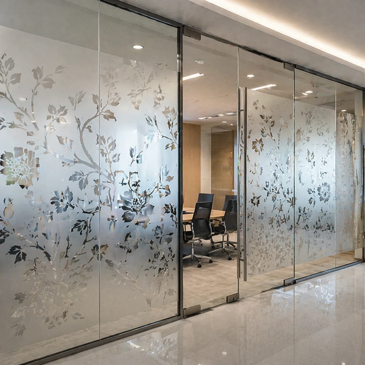 Textured geometric printed glass panel